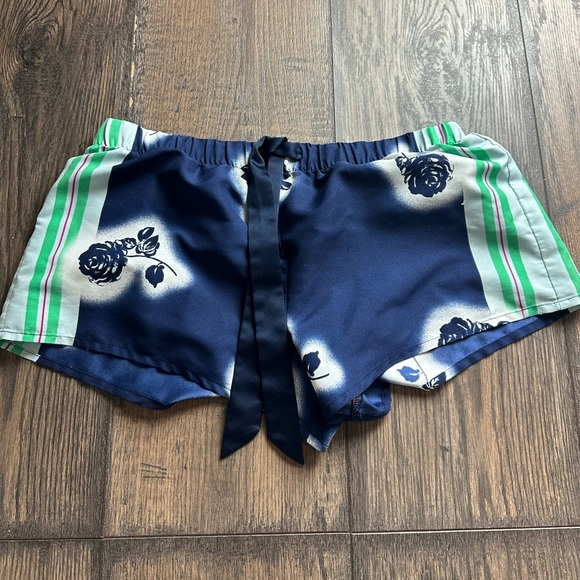 Victoria's Secret Other - Victoria's Secret Navy and Cream Floral Design